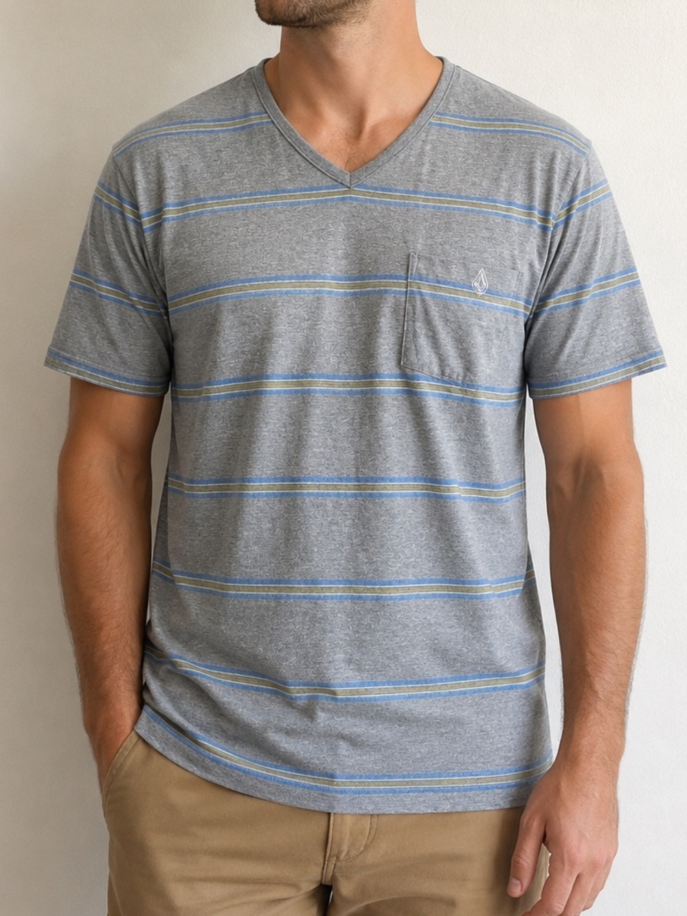 Volcom Gray Striped V-Neck Pocket T-Shirt Men’s Large